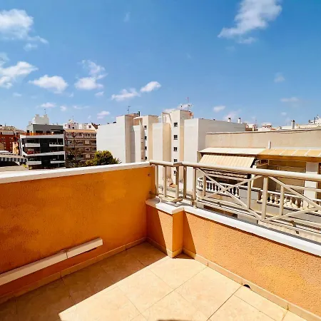 Penthouse Garcia Gea 18 托雷维耶哈